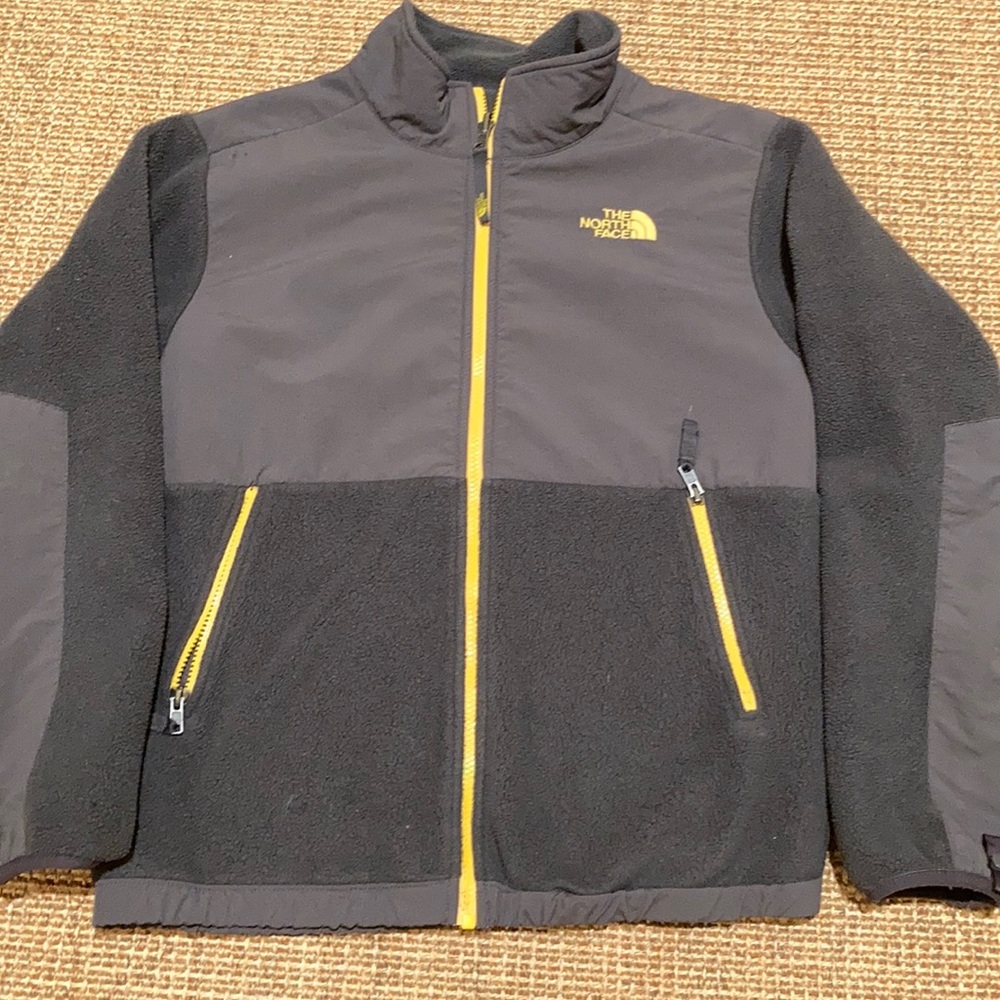 Boys North Face fleece jacket .